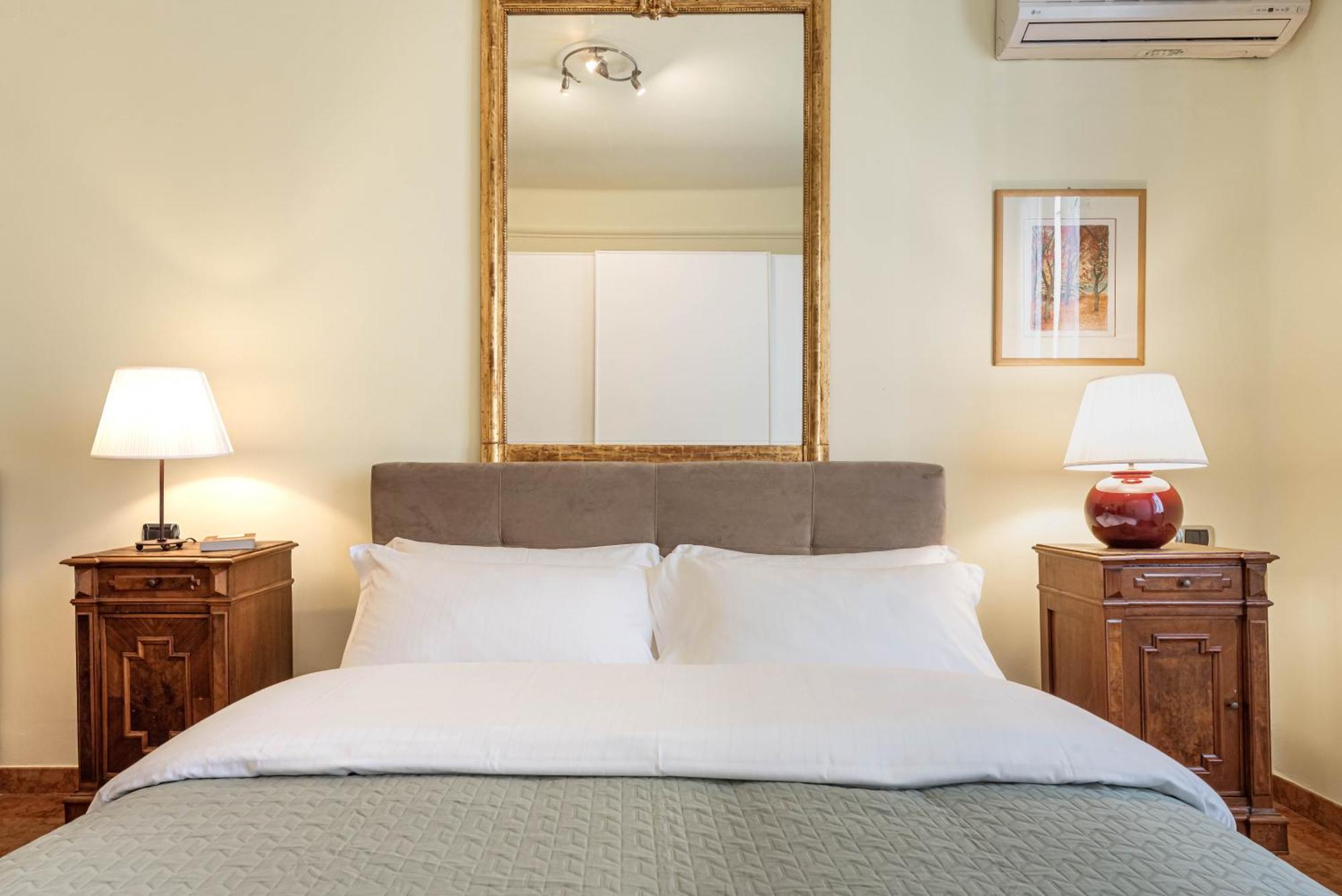 Piazza Isolo Central Apartment Verona Bagian luar foto