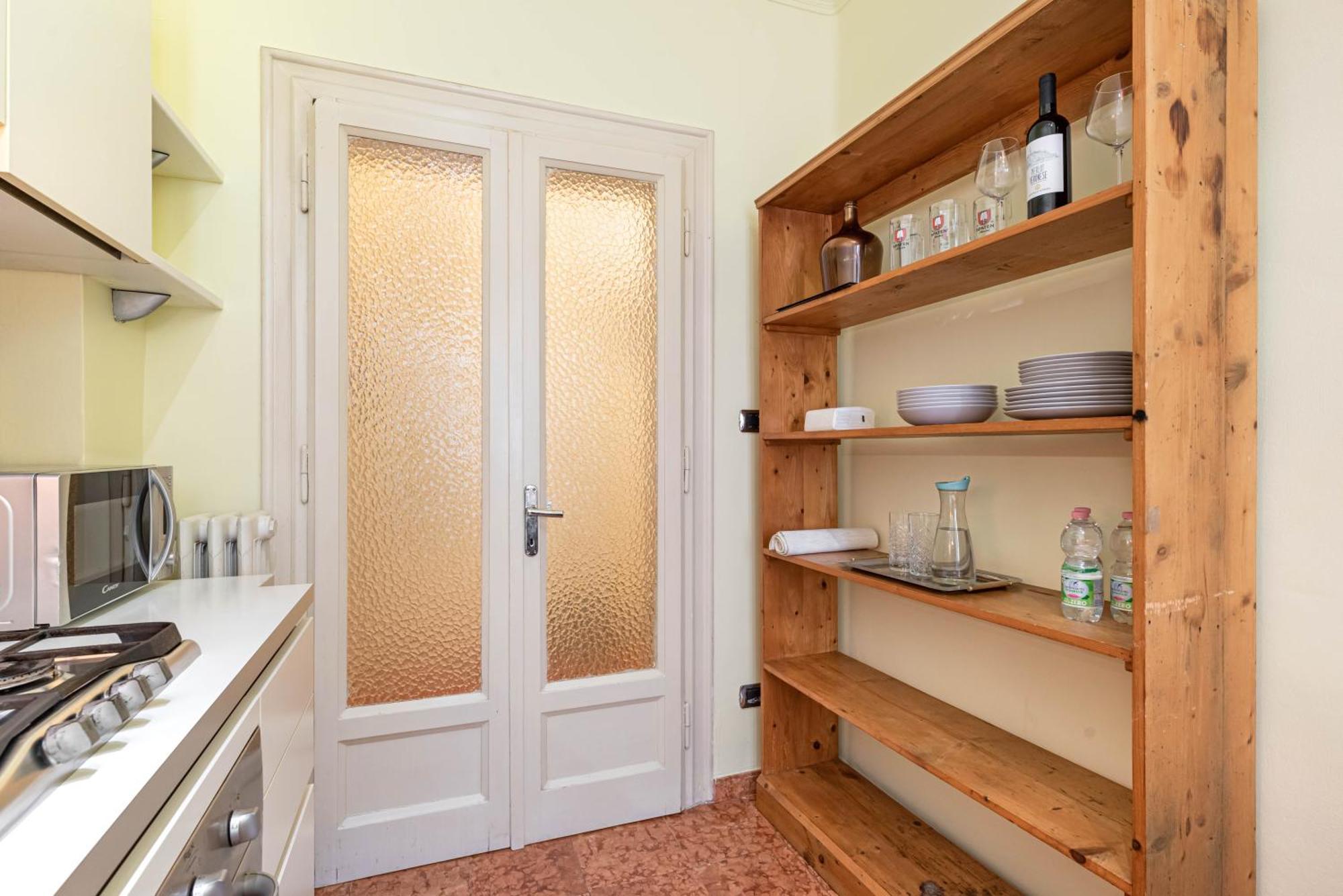 Piazza Isolo Central Apartment Verona Bagian luar foto